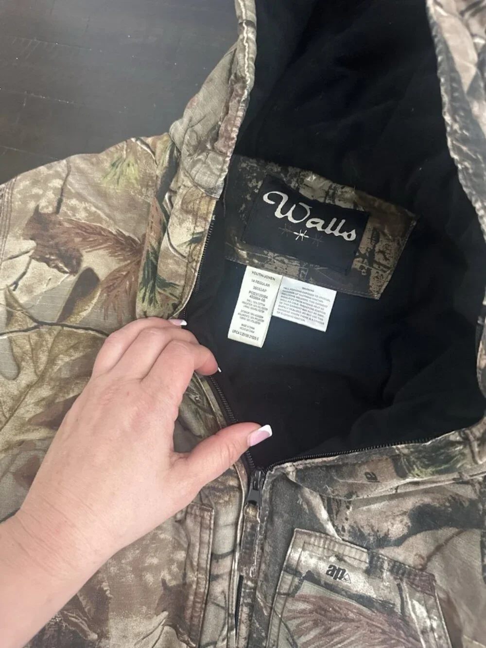 Boys Walls Camo Jacket Size Youth 14 Regular